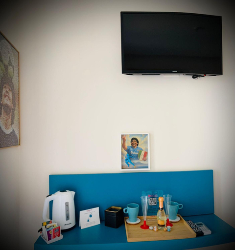 Bedroom 2, Foria 143, Napoli