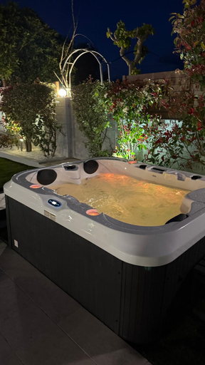 Hot tub 3, Villa Elena Beach, Crete