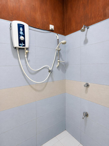 Bathroom 3, Sigiri Lion Lodge, Dambulla