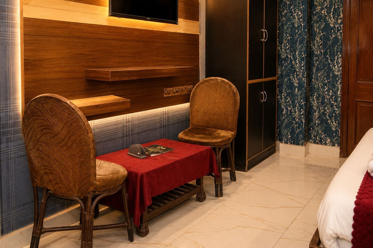 Interior 2, Jannat Hotel - Solan, Solan