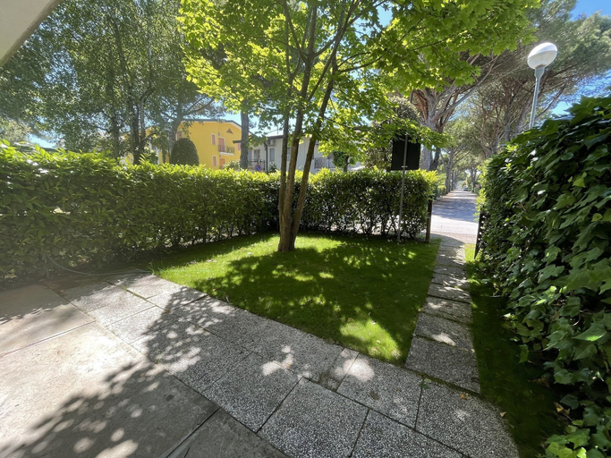 Garden 5, Flat in a Villa With Private Garden, Venezia