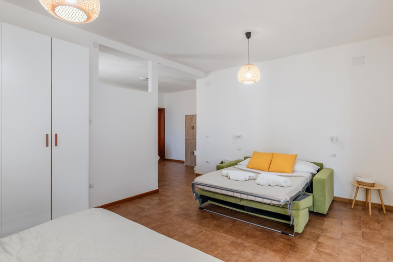 Bedroom 2, Blue Terrace Guest House, Sassari