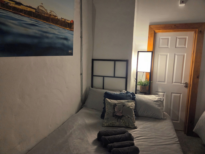 Room 3, Beachfront Studio Suite Downhill, Causeway Coast and Glens