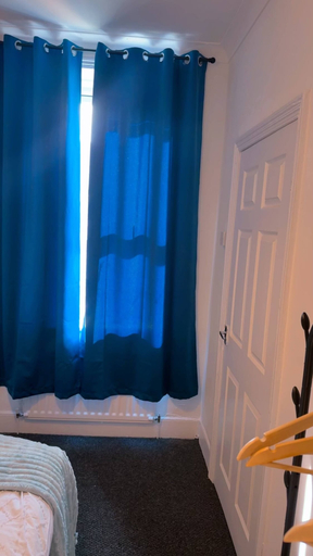 Room 4, Spacious 3BR Sleeps 8 1G Wifi Free Parking, Gateshead
