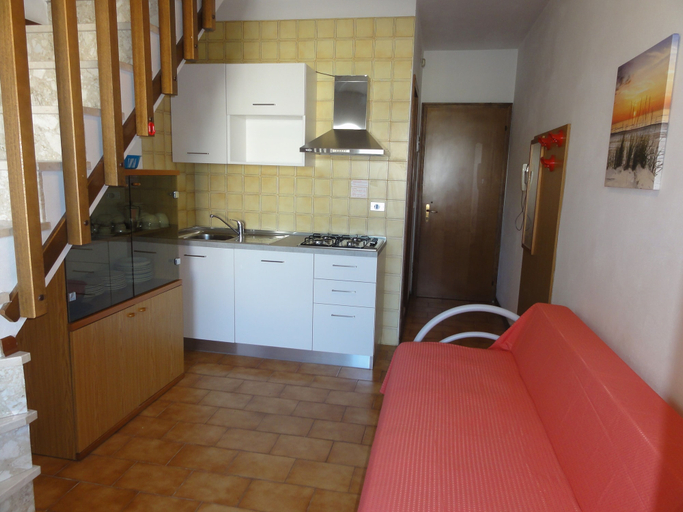 Living room 2, Flat With Terrace Close to Beach, Venezia