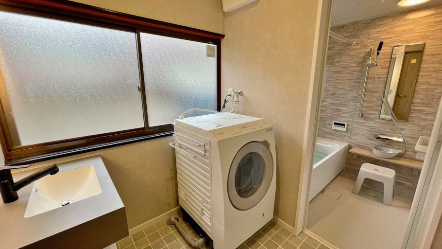 Bathroom 3, Tabinoteitaku wa, Sendai