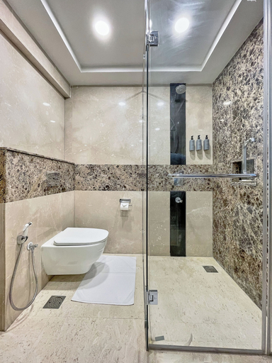 Bathroom, GoSavvy Executive Residences, Bangalore