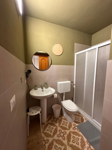 Bathroom 2, Palazzo montagna, Agrigento