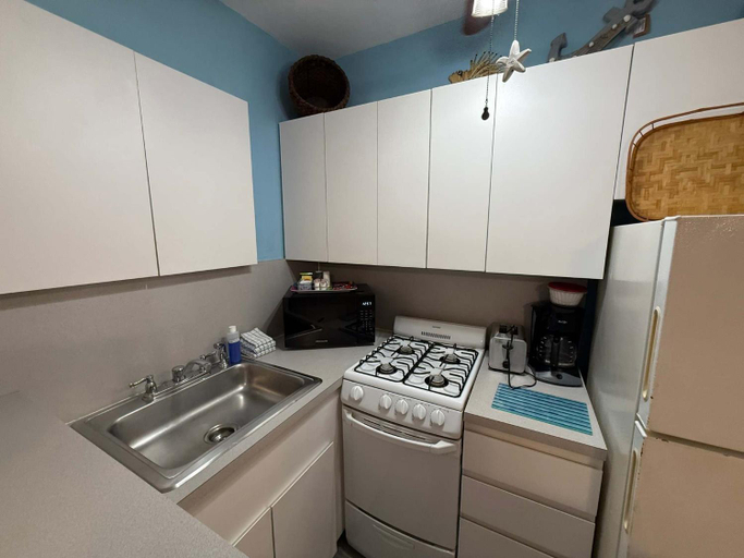 5, Waterfront Boutique Retreat in Hollywood Beach, Broward