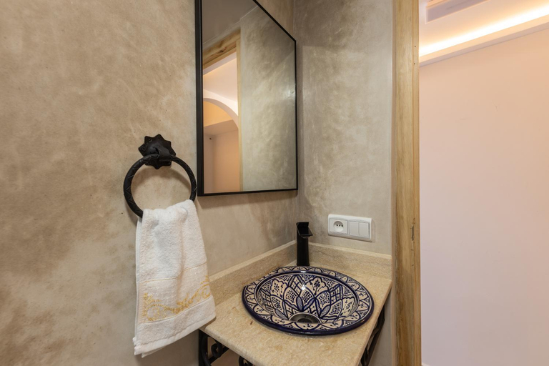 Bathroom 4, Blue pearl house, Chefchaouen