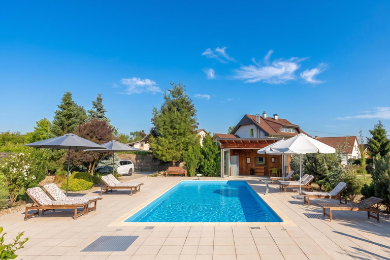 Sport & Beauty 3, Villa Prleski Raj - Pool, Sauna, Jacuzzi, Križevci