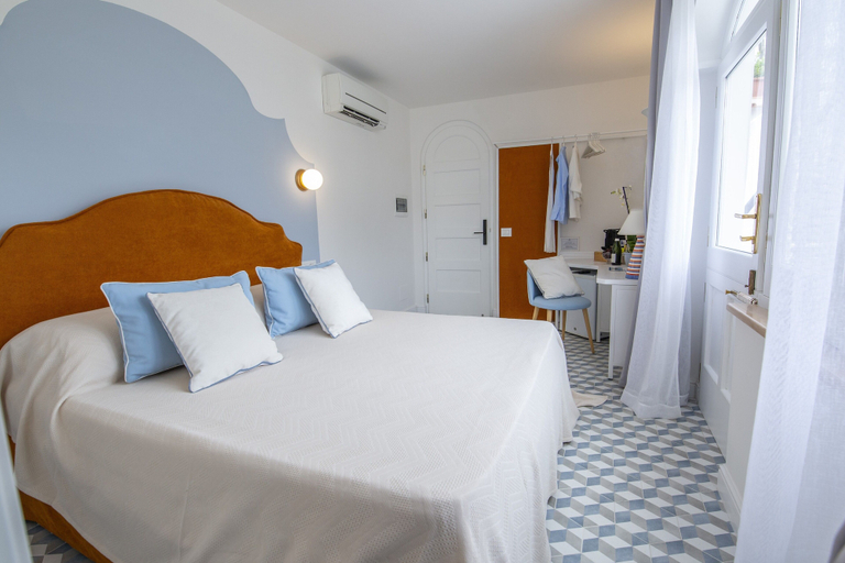 Bedroom 2, CASA LUCIA RELAXING ROOMS, Napoli