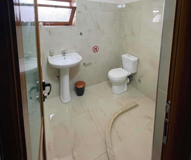Others 2, Guesthouse Ermali, Pogradecit