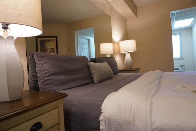 Bedroom 3, 509 1bd 1 Bedroom Condo by RedAwning, Sevier