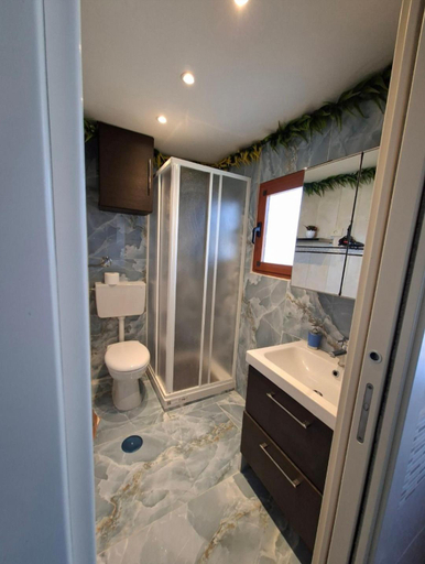Bathroom, Aircraft services rooms, Napoli