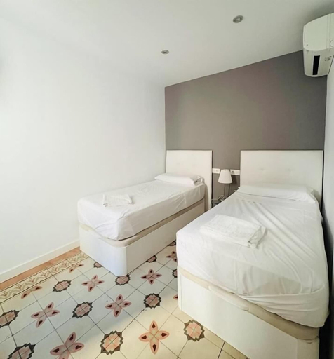 Room 4, Castelo Mesones, Granada