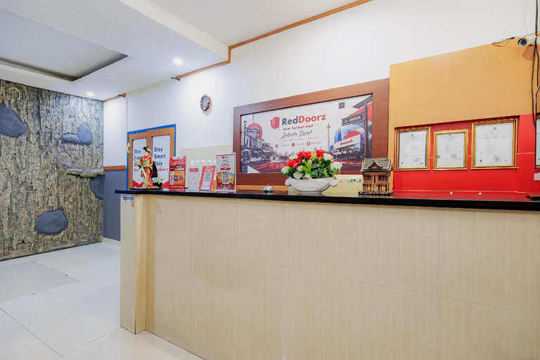 Others 5, RedDoorz near Sarinah Mall, Central Jakarta
