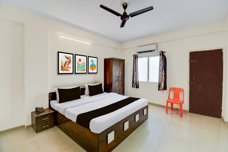 Room 5, Classic Hotel Galaxy Inn, Pune