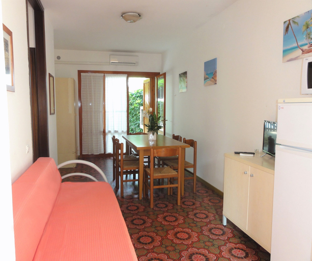 Dining room 4, Flat in a Villa With Private Garden, Venezia