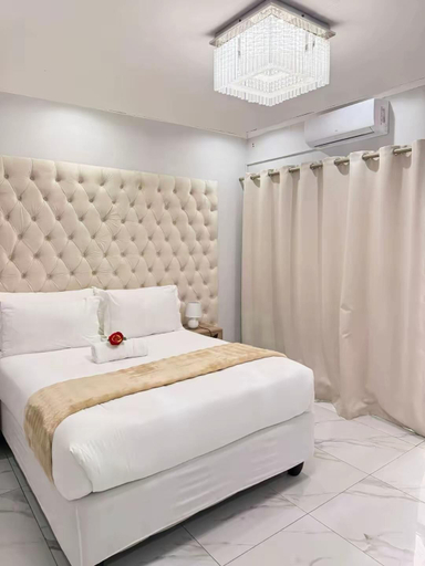 Room 4, Malrose Gueshouse Tours & Safaris, Windhoek West