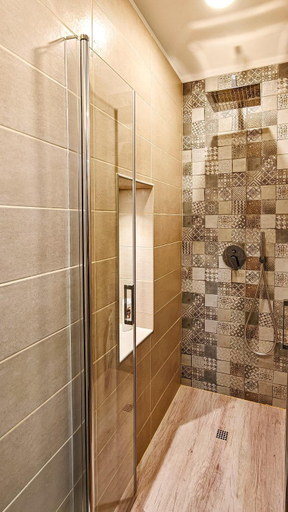 Bathroom 4, Casale Tre Moschetti, Latina