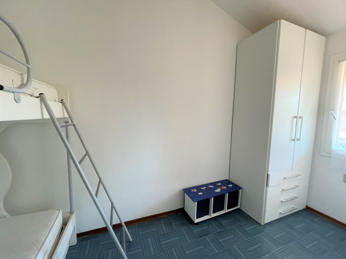 Room 2, Great Two-storey Home, Venezia