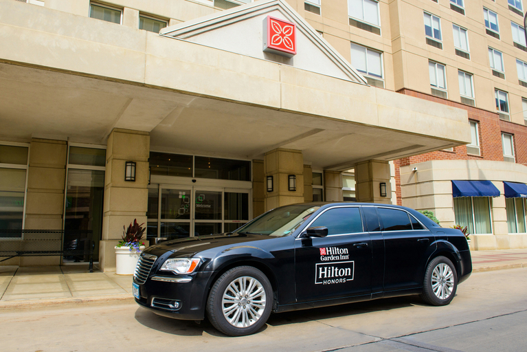 Exterior & Views 1, Hilton Garden Inn Rochester Downtown MN, Olmsted