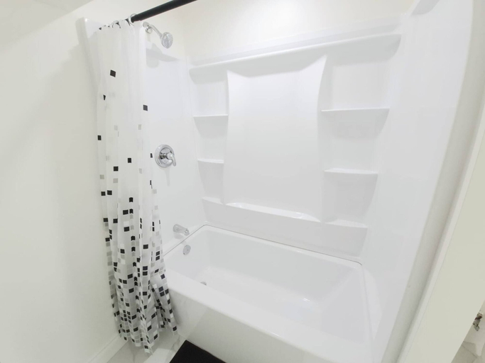 Bathroom 5, Niagara Cozy Suite - Modern 2bed 15 min to Falls, Niagara