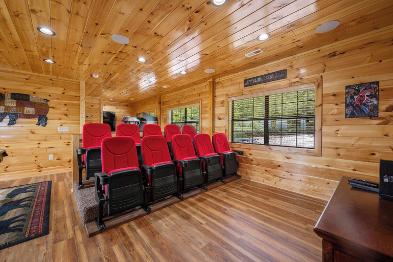Interior 5, Amazing View Lodge, Sevier