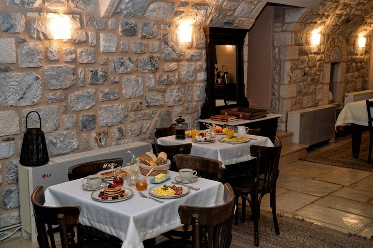 Food & Drinks 5, Archontiko Leontari, Peloponnese