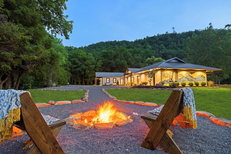 Exterior & Views 1, Lodge at Mount Mitchell, Yancey
