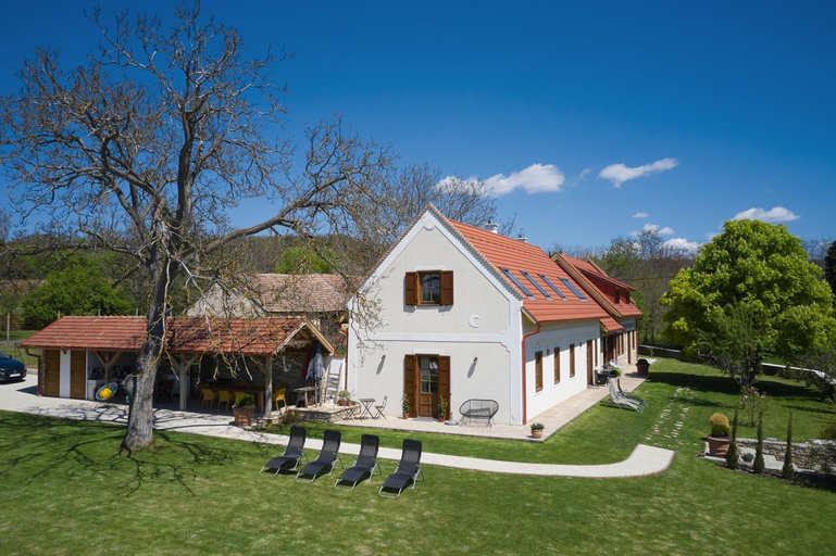 Others 5, D4 Apartments Dorgicse, Balatonfüred