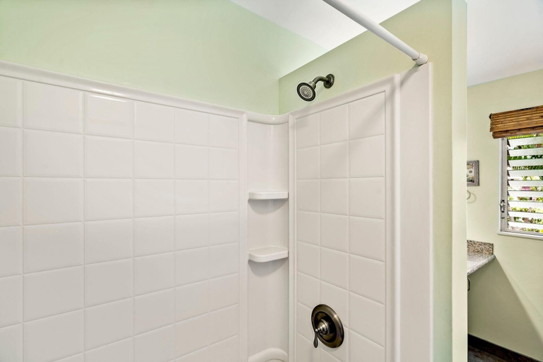 Bathroom 5, Kksr#48 Beautiful Townhome, Remodeled, AC!, Hawaii