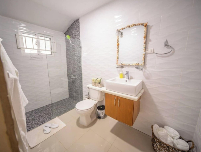 Bathroom, Charming 1b Apto Walk To The Beaches & Main Street, Sosua