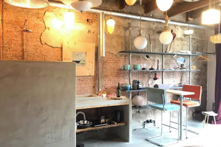 Others 5, Canal-view Studio Sleeps 2 - Pets Welcome - Wifi, Schiedam