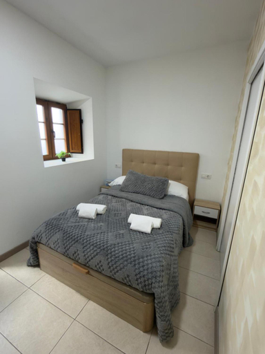 Bedroom 2, Albergue y pension il nonno, Lugo