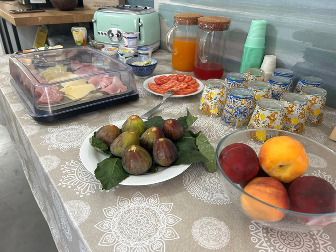 Food & Drinks 5, Thai Boutique rooms, Foggia