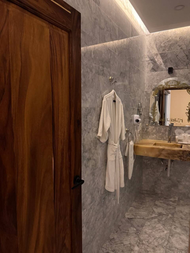 Bathroom 5, Belova Luxury Hotel, San Cristobal de las Casas, San Cristóbal de las Casas