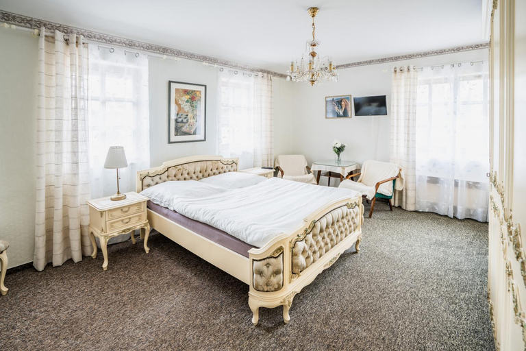 Bedroom 3, Staj Newport, Frýdek-Místek