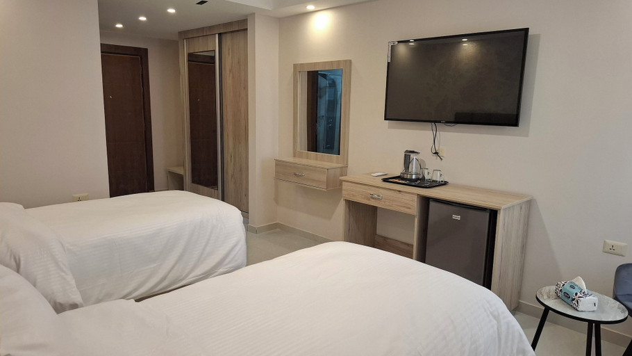 Room 4, Jawaher Hotel, Wadi Essier