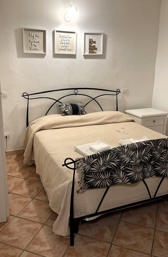 Room 2, Camere matrimoniali comunicanti, Olbia-Tempio