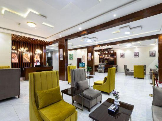 Others 4, Al Qasr Airport