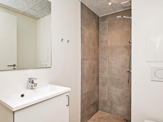 Bathroom 4, 8 Person Holiday Park Home in Ringkobing, Ringkøbing-Skjern