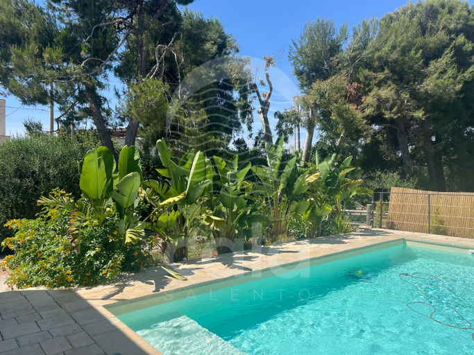 Sport & Beauty 2, Villa Bali con piscina e giardino privato By Cala Salento, Lecce