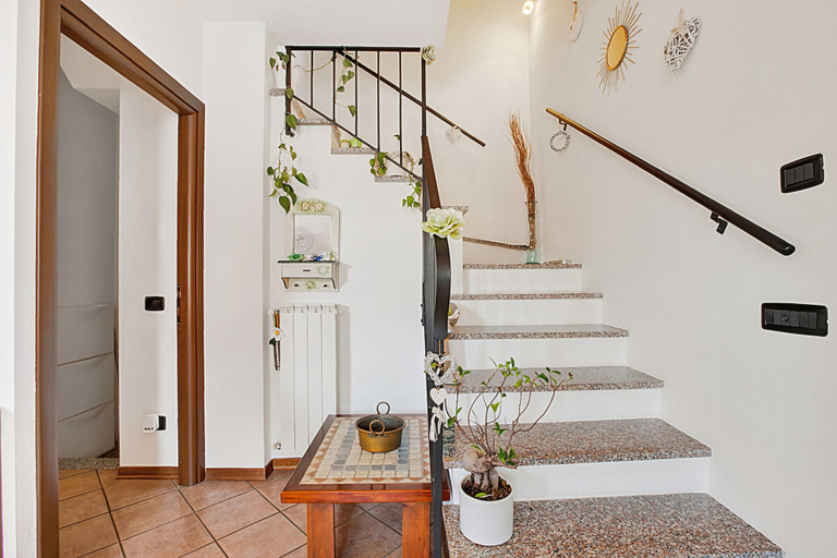Interior 5, Alba Rosa Apartment - 2 Bed, 2 Bath, Varese