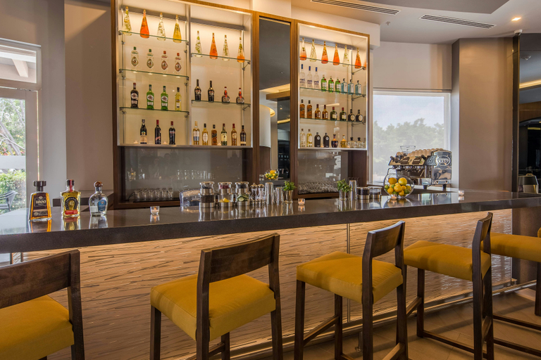 Food & Drinks 4, AC Hotel by Marriott Guadalajara Expo, Zapopan