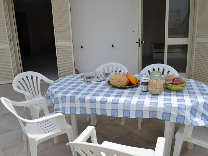 Others 3, Charming Holiday Home Near The Beach With A Terrace, Pets, Lecce