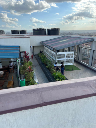 Others 4, Cosy stays near jkia, Embakasi East