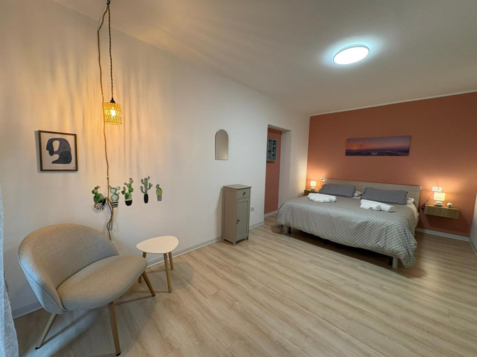 Bedroom 5, Kalon Brion House, Catanzaro