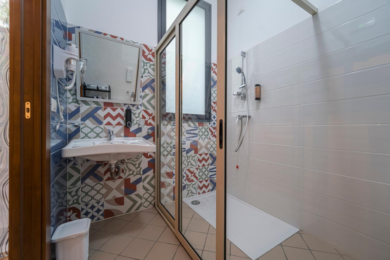 2, IL VIVAIO Bed and Breakfast, Messina